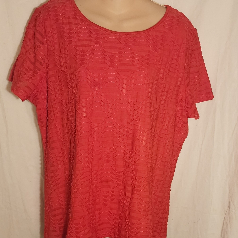 CALVIN KLEIN WOMEN'S LARGE, RED TOP